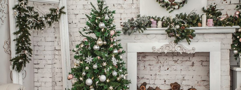 Rady a triky, jak správně postavit vánoční stromek