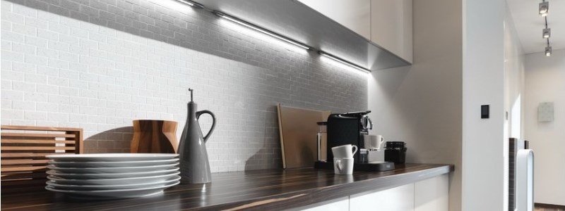 Jaké vybrat světlo pod kuchyňskou linku?