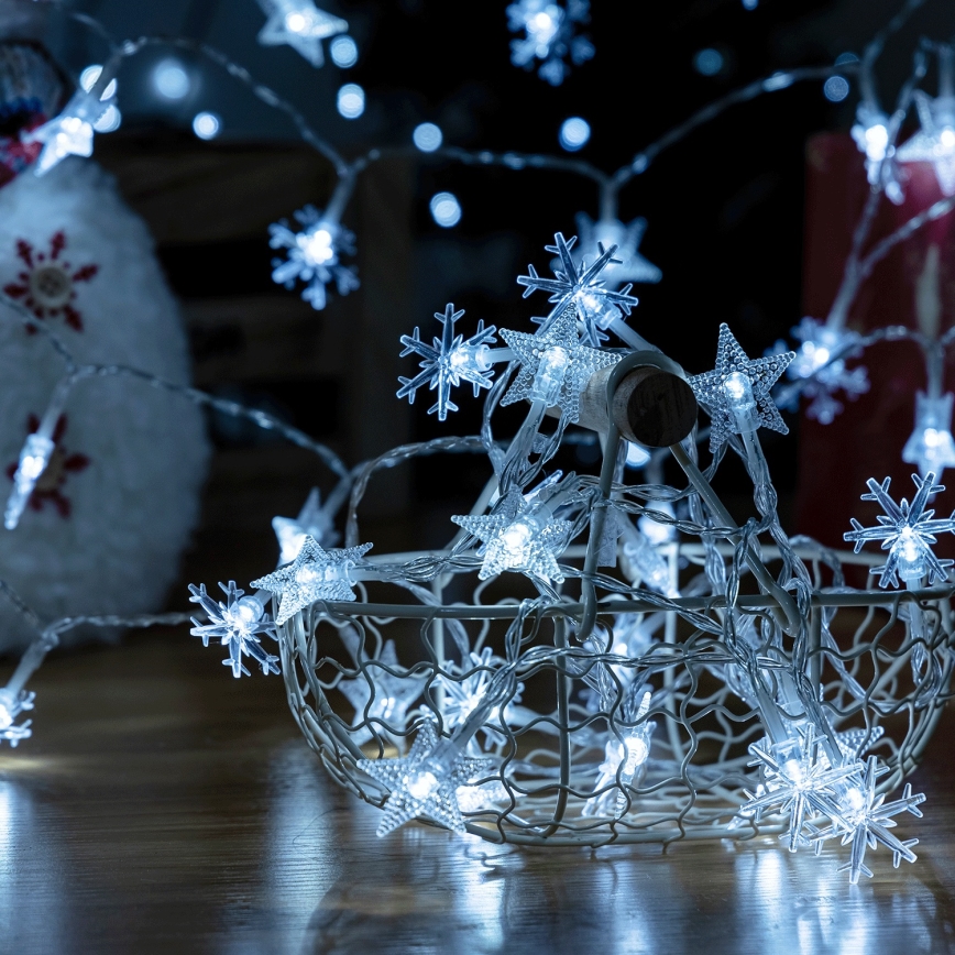 Aigostar - LED Venkovní vánoční řetěz 25xLED/8 funkcí 3xAA 2,5 m IP44 studená bílá