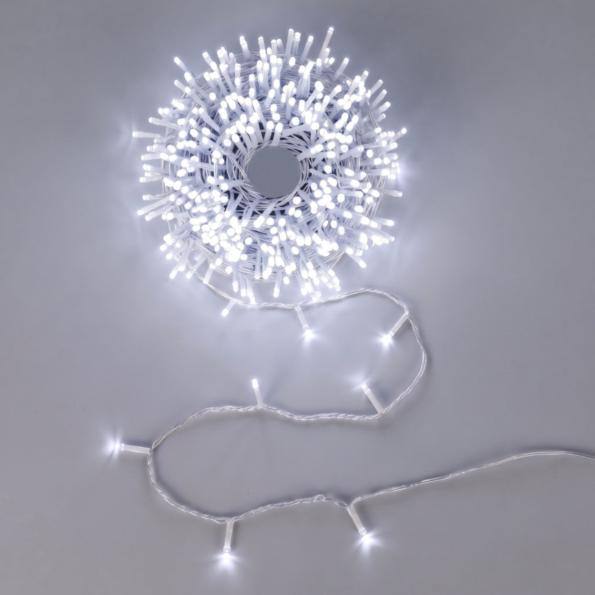 Aigostar - LED Venkovní vánoční řetěz 300xLED/8 funkcí 4xAA 30m IP44 studená bílá