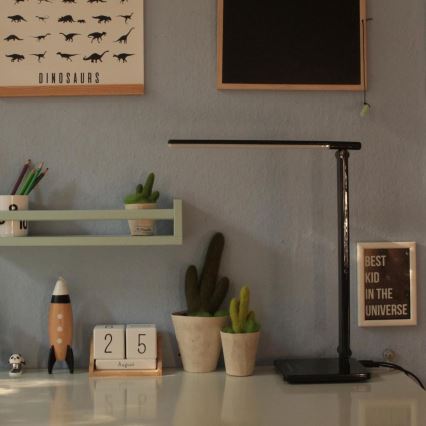 B.K. Licht 1004 - LED Stmívatelná dotyková stolní lampa s USB LED/5W/230V černá