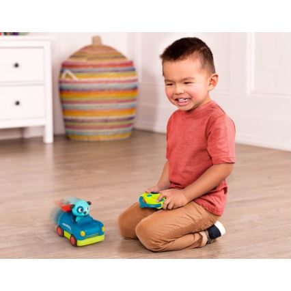 B-Toys - Autíčko na dálkové ovládání Pejsek Woofer 4xAA + 2xAAA
