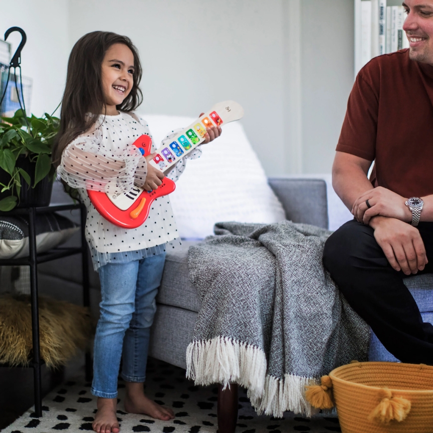 Baby Einstein - Dřevěná hudební hračka MAGIC TOUCH kytara 3xAA