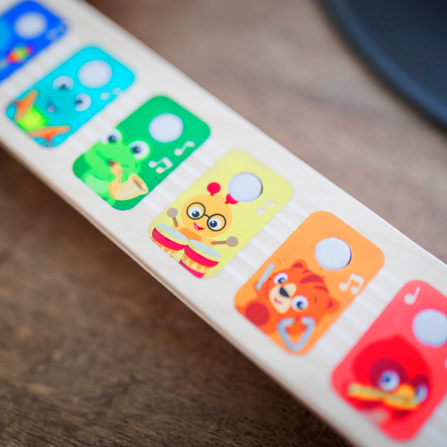 Baby Einstein - Dřevěná hudební hračka MAGIC TOUCH kytara 3xAA