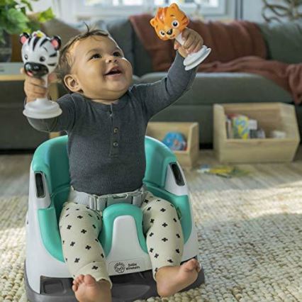 Baby Einstein - Podsedák na jídelní židli s 2 hračkami 2v1 DINE&DISCOVER