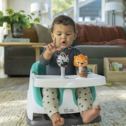 Baby Einstein - Podsedák na jídelní židli s 2 hračkami 2v1 DINE&DISCOVER