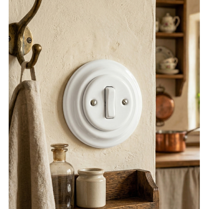 Bohemia-Design - Porcelánový retro jednoduchý vypínač s rámečkem č. 6 bílá
