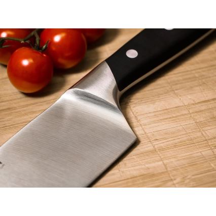 Böker - Kuchyňský nůž santoku FORGE 16 cm černá