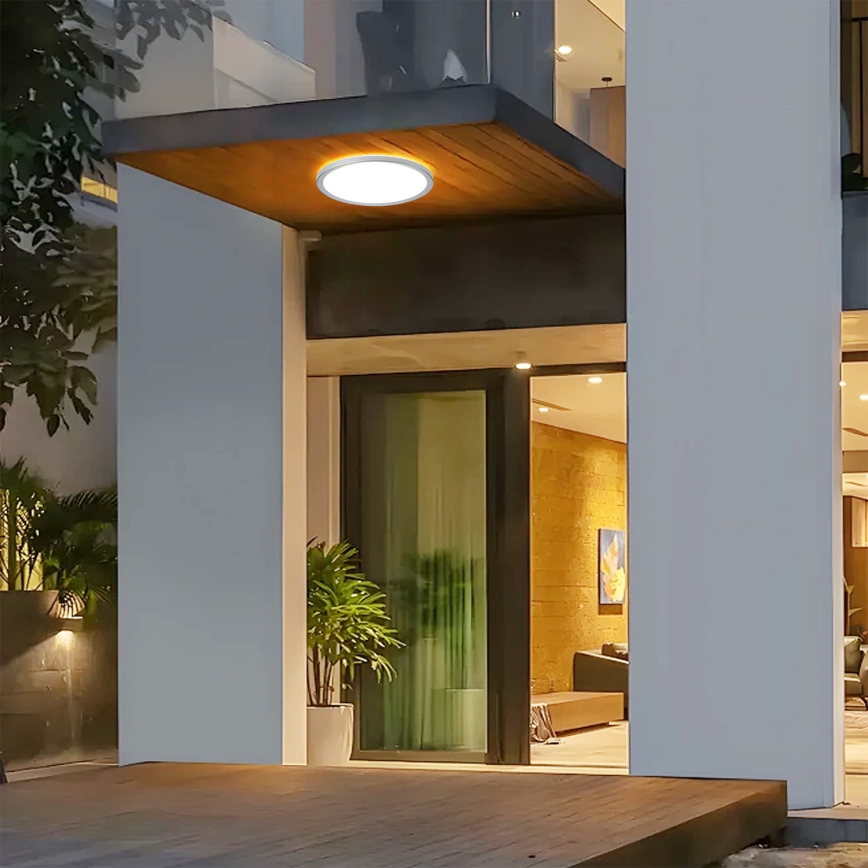 Brilagi - LED Koupelnové stropní svítidlo ULTRA SLIM LED/24W/230V pr. 42 cm stříbrná IP54