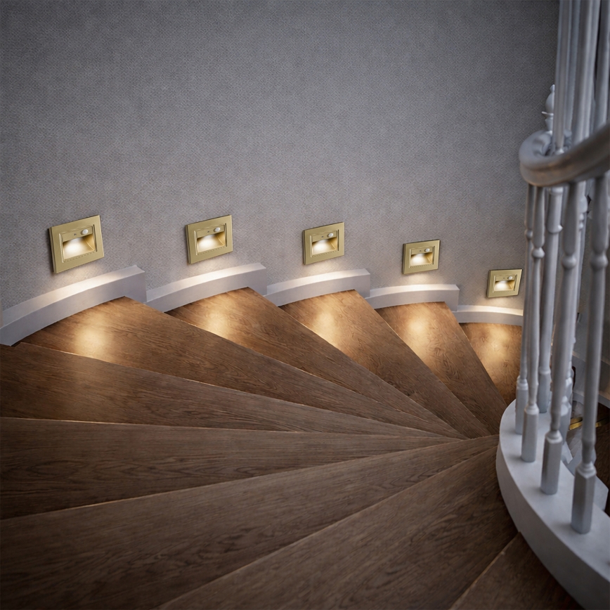 Brilagi - LED Schodišťové svítidlo se senzorem STEP LIGHT LED/1,5W/230V IP44 zlatá