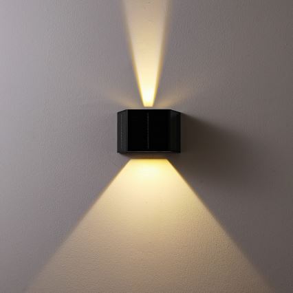 Brilagi - LED Solární nástěnné svítidlo SOLAR CUBE LED/2W/3,2V 1300 mAh IP54