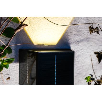 Brilagi - LED Solární nástěnné svítidlo SOLAR CUBE LED/2W/3,2V 1300 mAh IP54