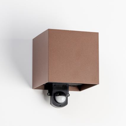 Brilagi - LED Venkovní nástěnné svítidlo se senzorem CUBE LED/6W/230V hnědá IP65