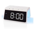 Budík s LCD displejem a bezdrátovou nabíječkou 15W/5V 1xCR2032 bílá