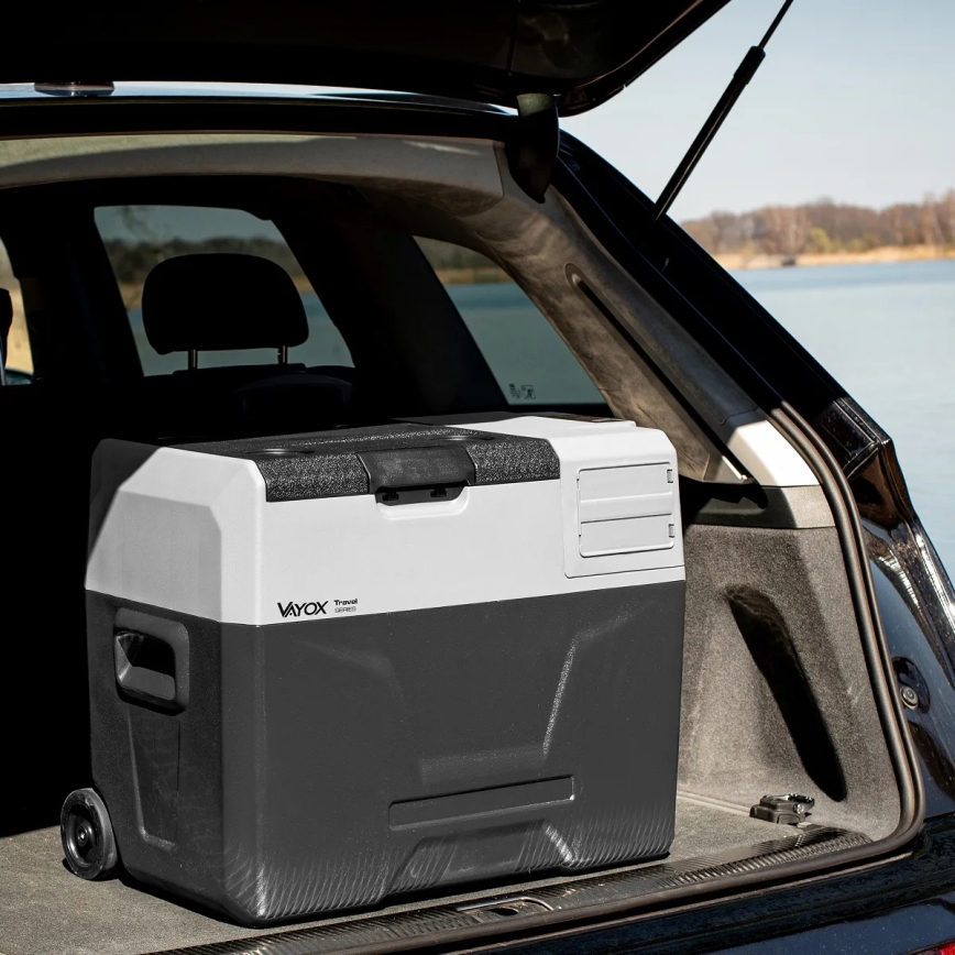 Cestovní lednička s LCD displejem 40 l 230V/12V/24V černá