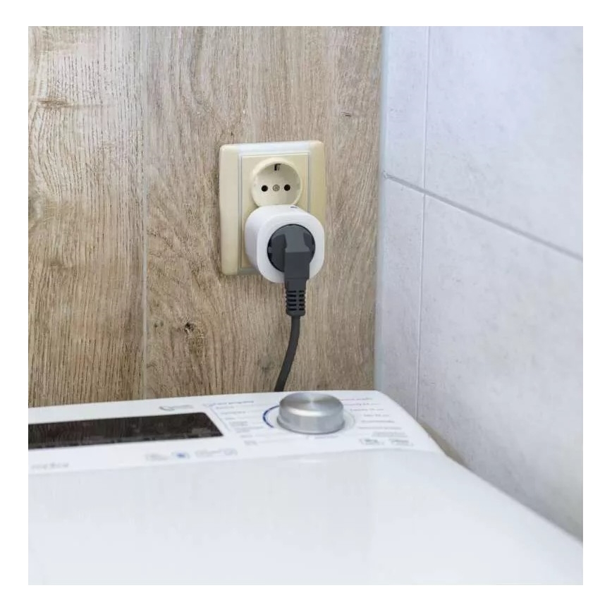 Chytrá zásuvka SCHUKO GoSmart 3680W/230V/16A Wi-Fi Tuya