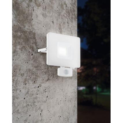 Eglo - LED reflektor se senzorem LED/30W/230V IP44