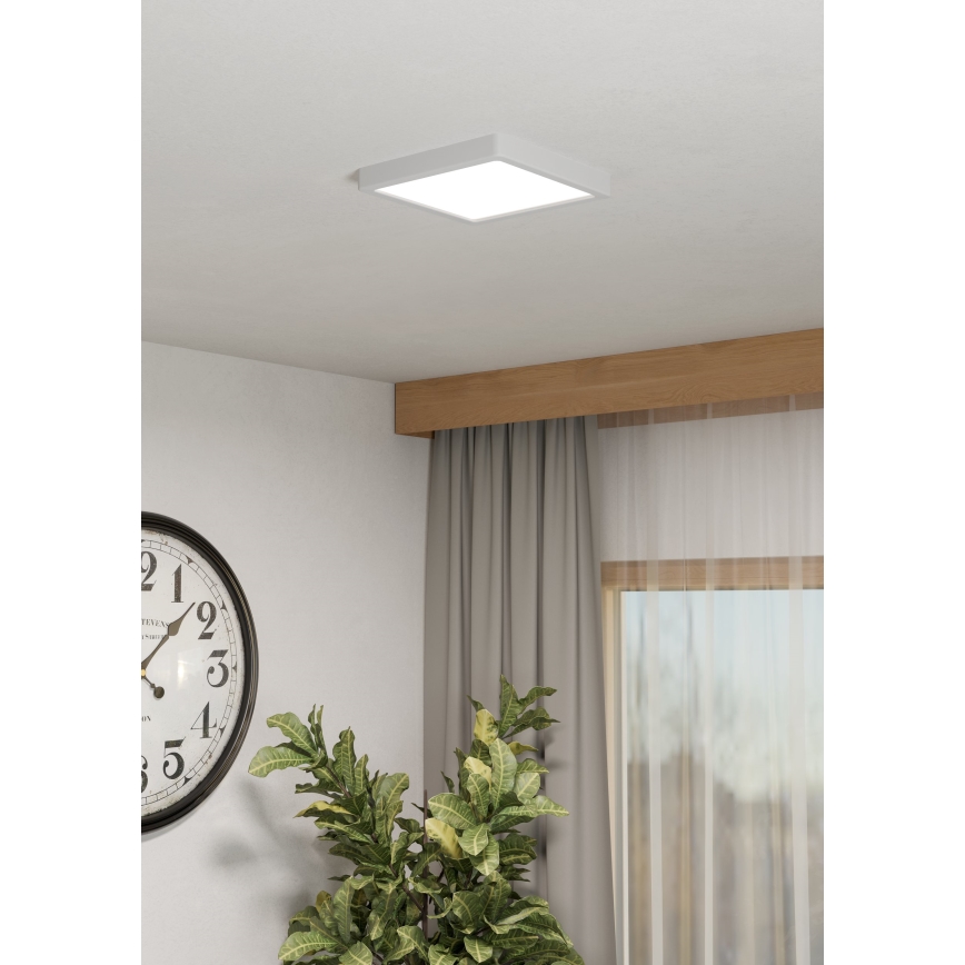 Eglo - LED RGBW Stmívatelné koupelnové stropní svítidlo LED/10,5W/230V 2700-6500K 22x22 cm IP44 bílá