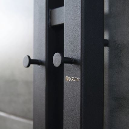 Elektrický sušák na ručníky s termostatem SILOUETTE 106W 150x9 cm  černá pravá