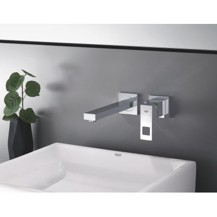 GROHE 23447000 - Umyvadlová baterie EUROCUBE 231 mm lesklý chrom