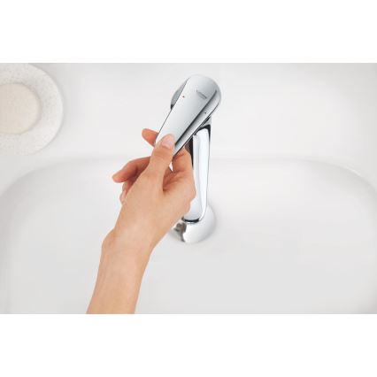 GROHE 24327001 - Umyvadlová baterie SWIFT velikost M lesklý chrom