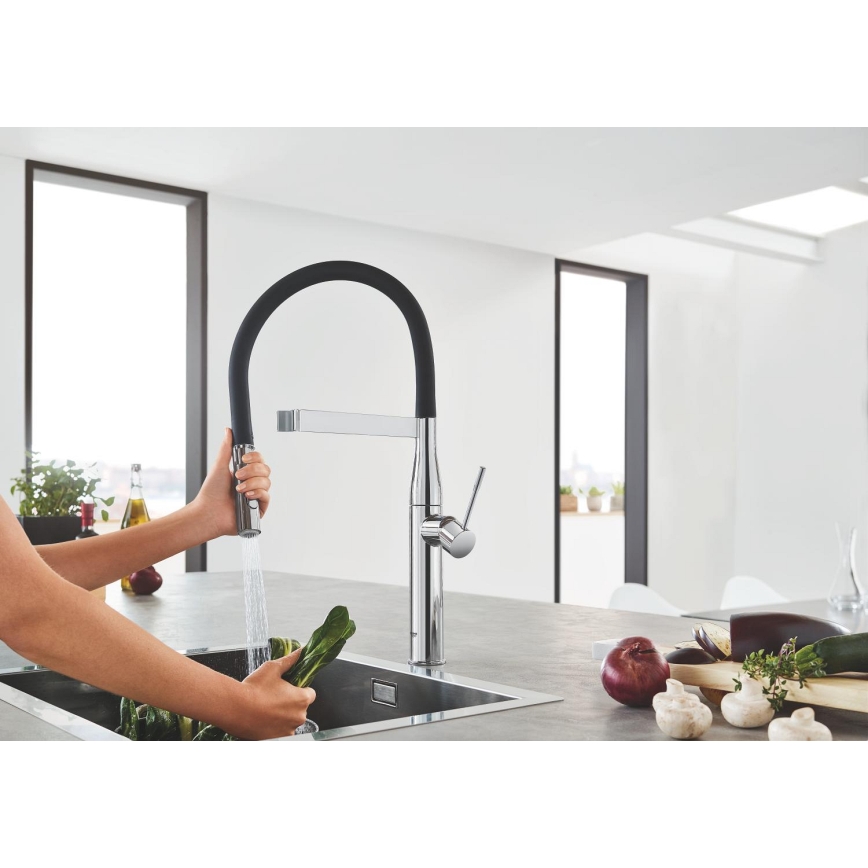 GROHE 30294000 - Dřezová baterie ESSENCE 530 mm lesklý chrom