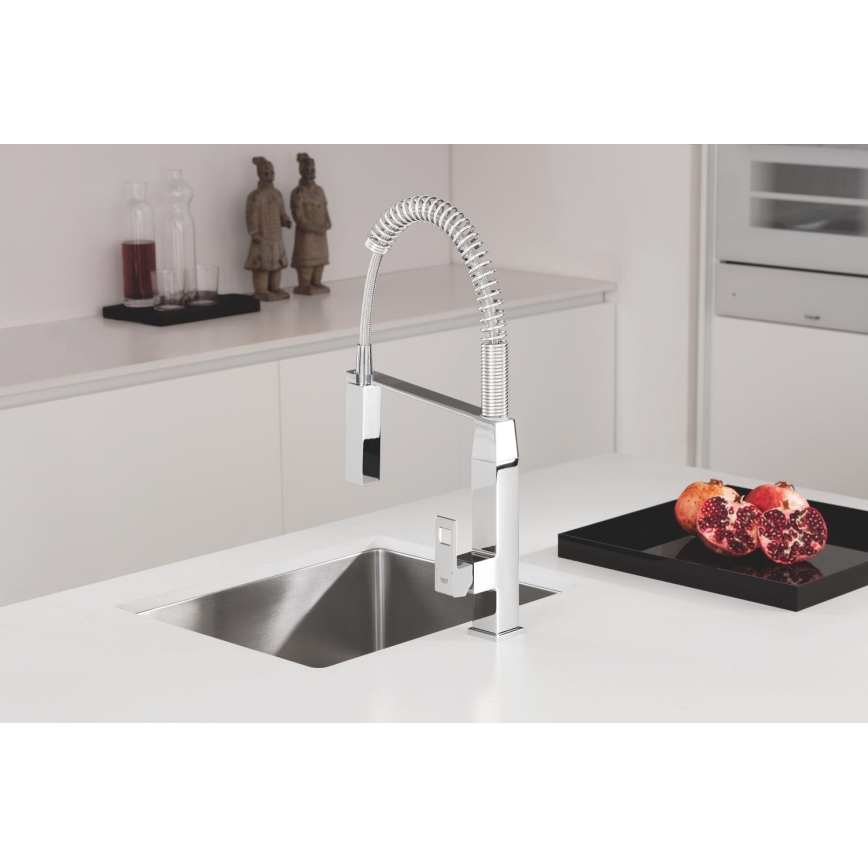GROHE 31395000 - Dřezová baterie EUROCUBE 547 mm lesklý chrom