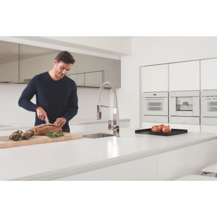 GROHE 31395000 - Dřezová baterie EUROCUBE 547 mm lesklý chrom