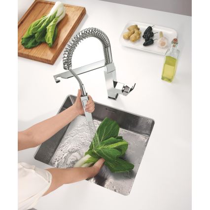 GROHE 31395000 - Dřezová baterie EUROCUBE 547 mm lesklý chrom