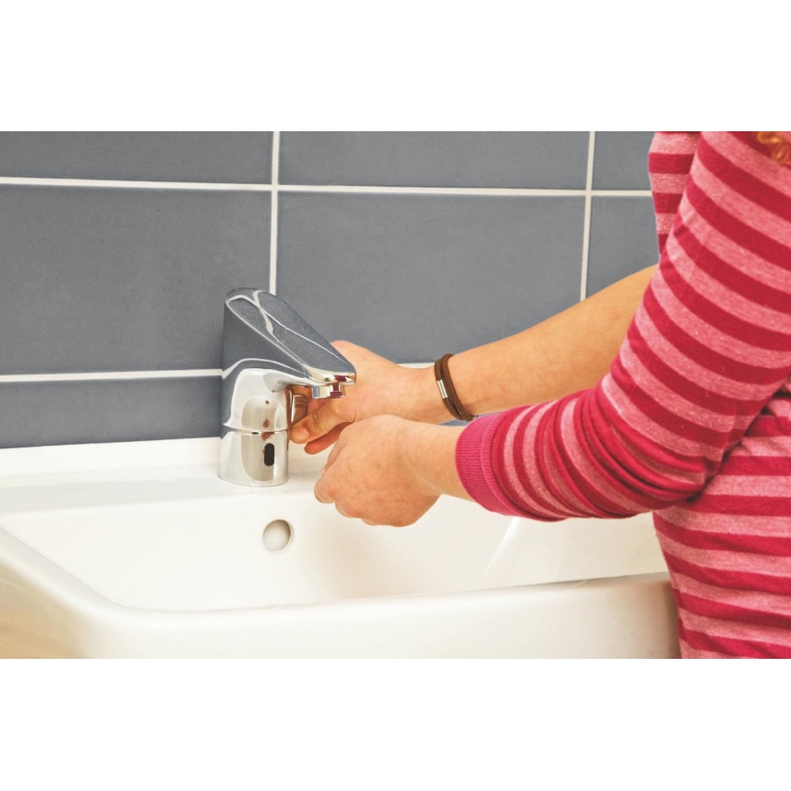 GROHE 36207001 - Elektronická umyvadlová baterie EUROPLUS E DN 15 lesklý chrom