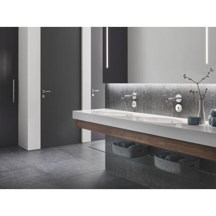 GROHE 36447000 - Infra elektronická baterie ESSENCE E 182 mm lesklý chrom