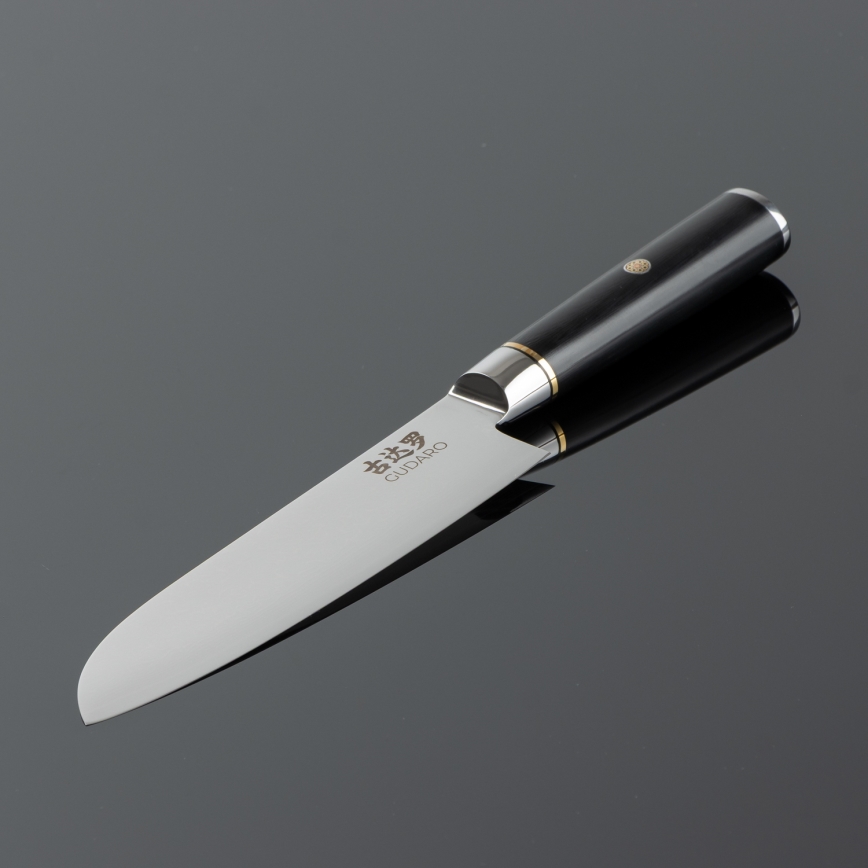 Gudaro - Damaškový Santoku kuchyňský nůž AKIRO 7, 67 vrstev oceli, délka 17,5 cm, černá