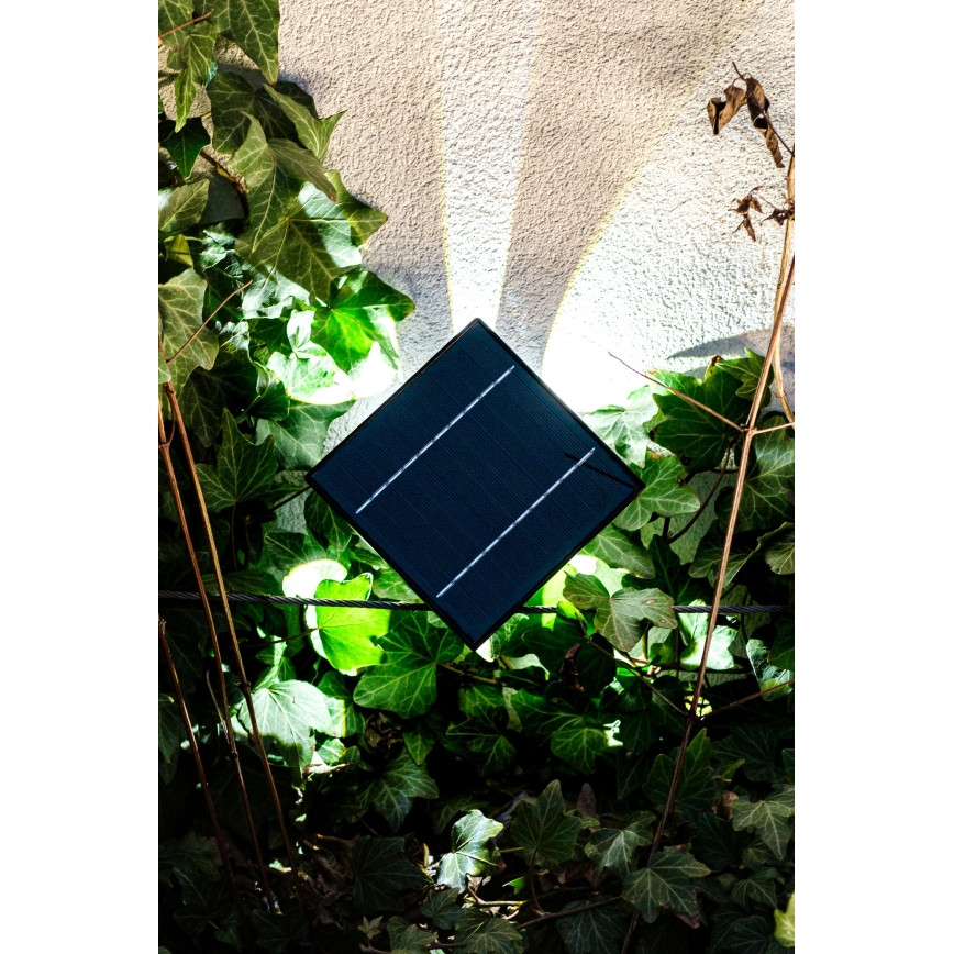 LED Solární nástěnné svítidlo se senzorem LED/2W/5V IP54 1300 mAh