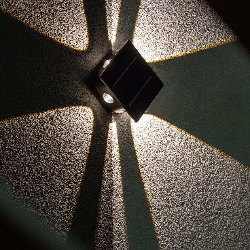 LED Solární nástěnné svítidlo se senzorem LED/2W/5V IP54 1300 mAh