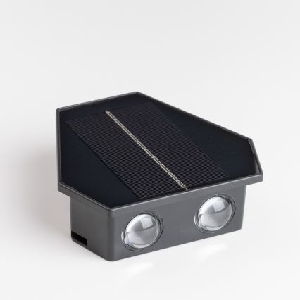 LED Solární nástěnné svítidlo se senzorem LED/2W/5V IP54