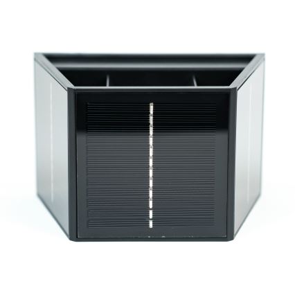 LED Solární nástěnné svítidlo se senzorem LED/2W/5V IP54 1300 mAh
