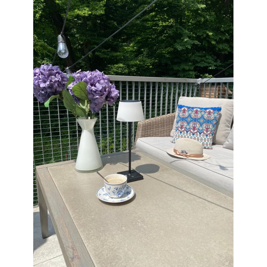 LED Stmívatelná venkovní solární lampa se senzorem LED/4W/5V IP44