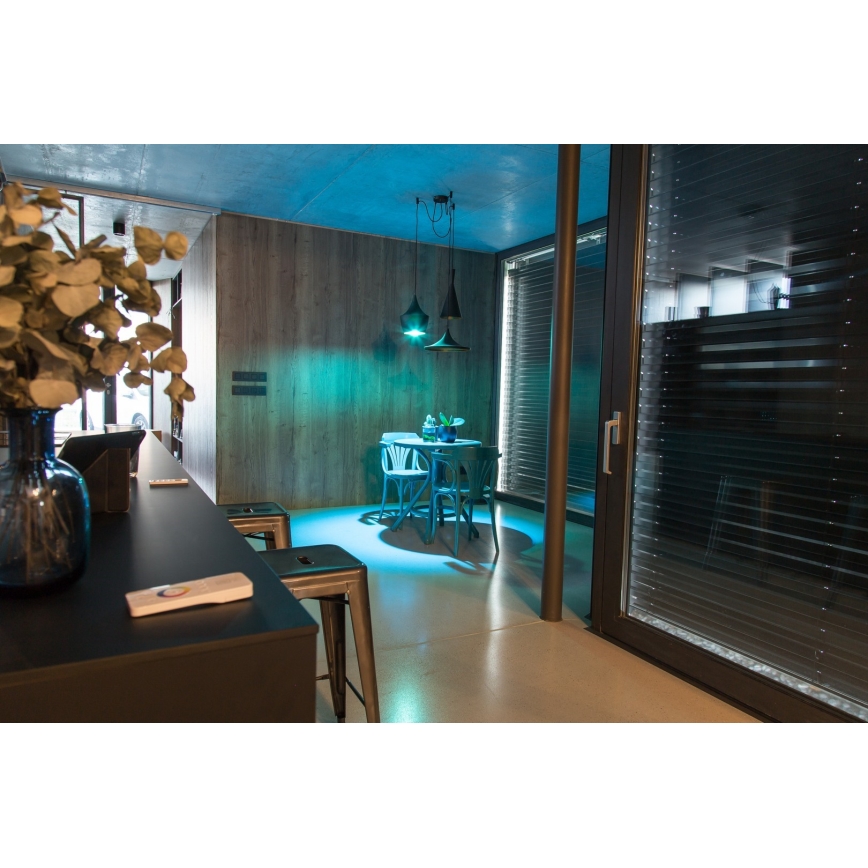 Immax NEO 07716CDO - SADA 3x LED RGB+CCT Stmívatelná žárovka E14/6W/230V Wi-Fi Tuya + dálkové ovládání