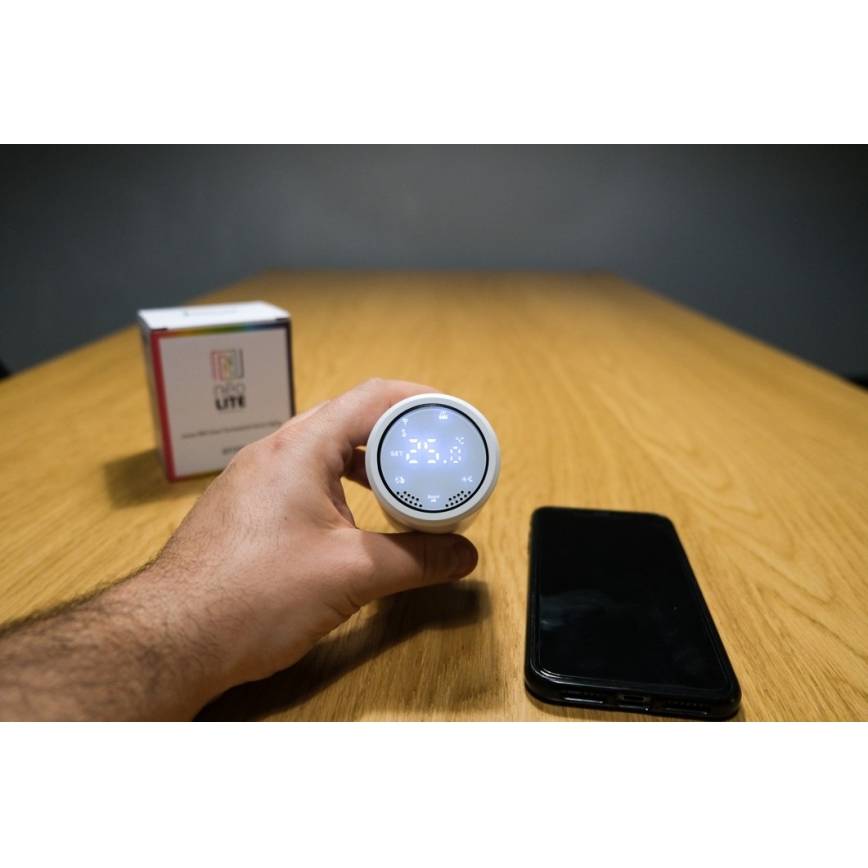 Immax NEO 07732C - SADA 4x Termostatická hlavice + BRIDGE PRO v3 2xAA/3V Wi-Fi Tuya