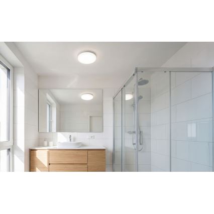 LED Stropní svítidlo VARSO LED/22/30W/230V 3000/4000/6500K pr. 33 cm IP54