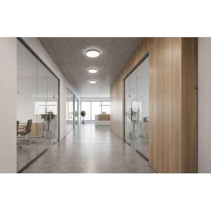 LED Stropní svítidlo se senzorem pohybu a soumraku VARSO LED/22/30W/230V 3000/4000/6500K pr. 33 cm IP54