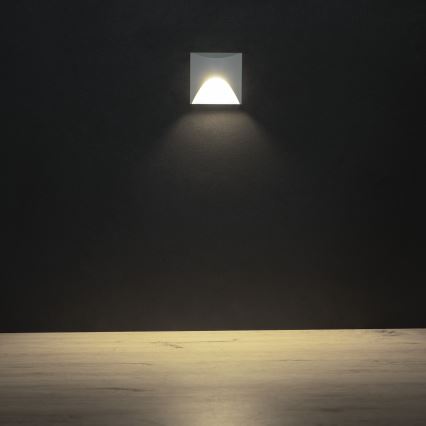 LED Schodišťové svítidlo EXIN LED/2,5W/230V 4000K IP65 bílá hranatý