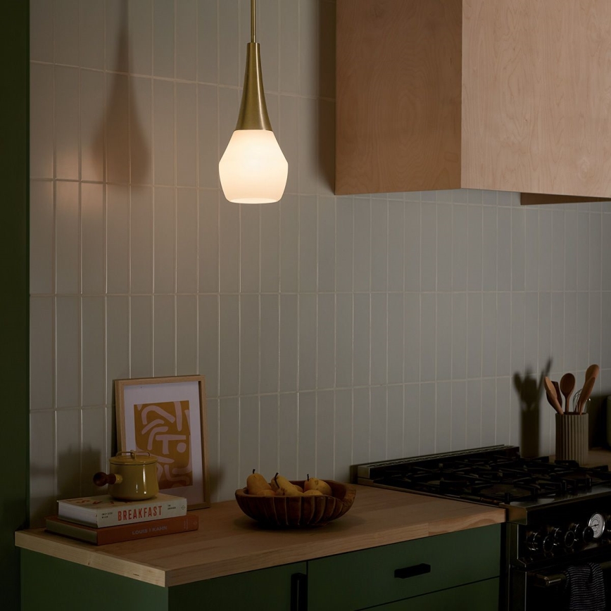 Kichler - Lustr na tyči DEELA 1xE27/60W/230V pr. 17,8 cm mosaz