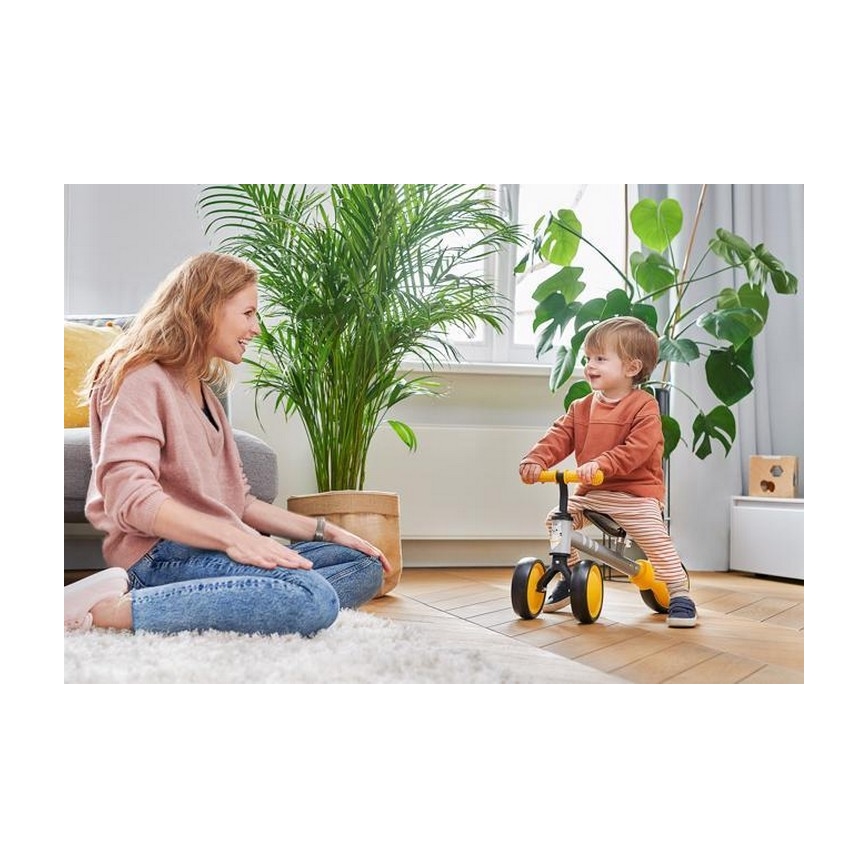 KINDERKRAFT - Dětské odrážedlo MINI CUTIE žlutá