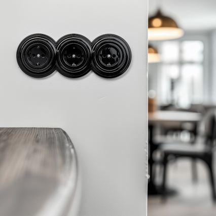 Kliklap - Trojitá retro zásuvka domovní s rámečkem SCHUKO 230V černá