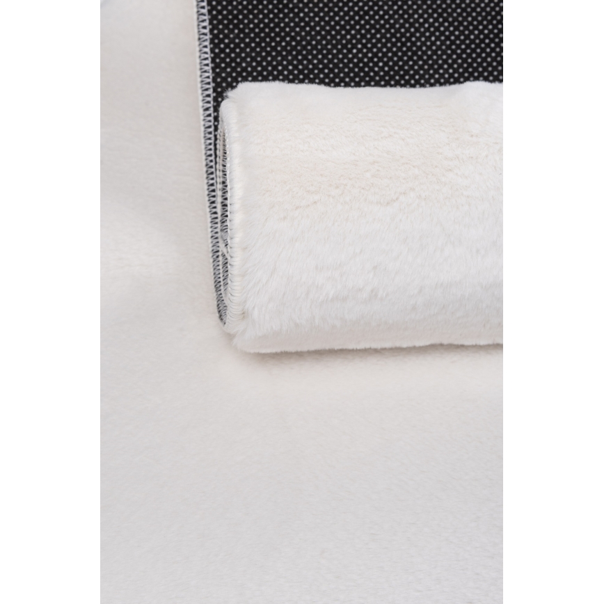 Koberec RABBIT-FOX 120x160 cm krémová