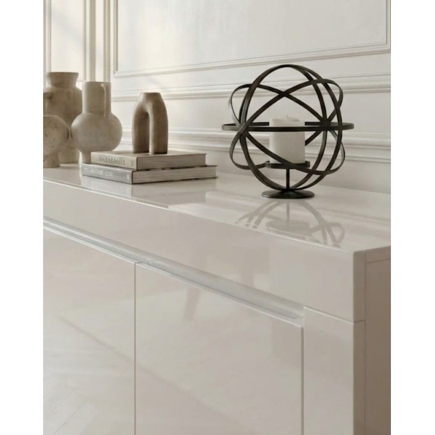 Komoda FINERA 210x85x50 cm bílá