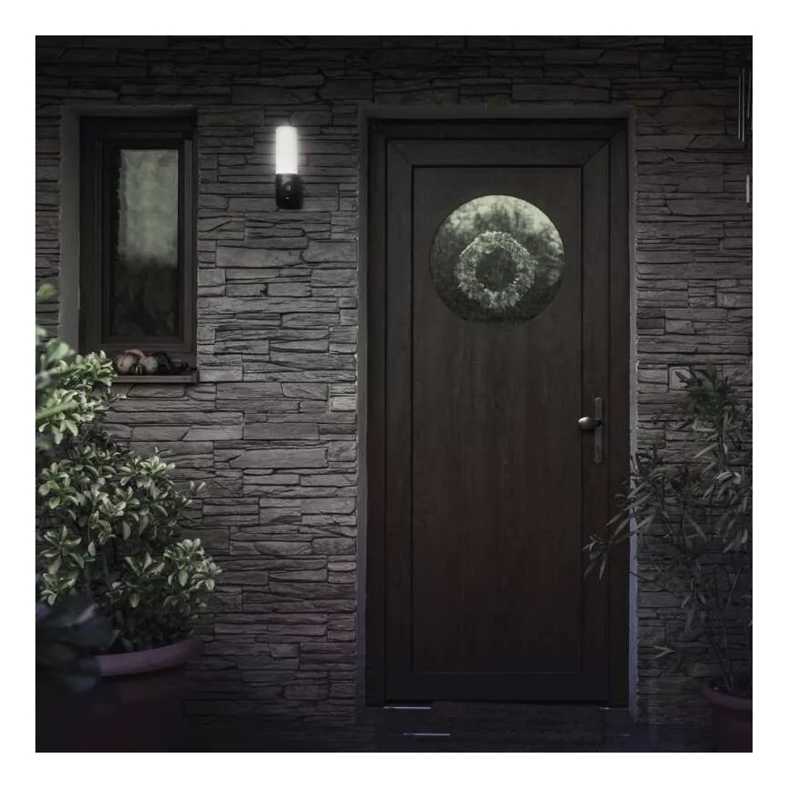 LED Chytrá venkovní kamera se světlem GoSmart LED/12W/230V 3200K IP65 Wi-Fi Tuya černá