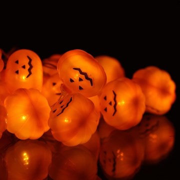 LED Dekorační řetěz HALLOWEEN 20xLED/3xAA/teplá bílá 3,3m dýně