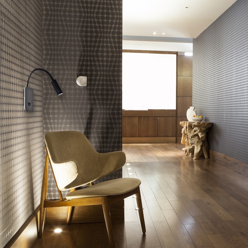 LED Flexibilní nástěnná lampička BASE LED/8W+LED/2W/230V černá/stříbrná